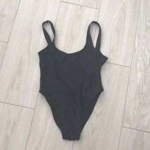 Black high line one piece